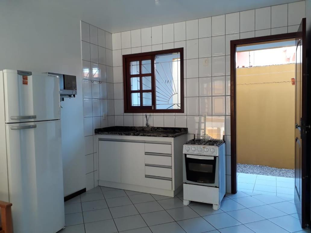 Apartment 250m Mar,canasvieiras,ap 2, 2 Quartos Remo 2