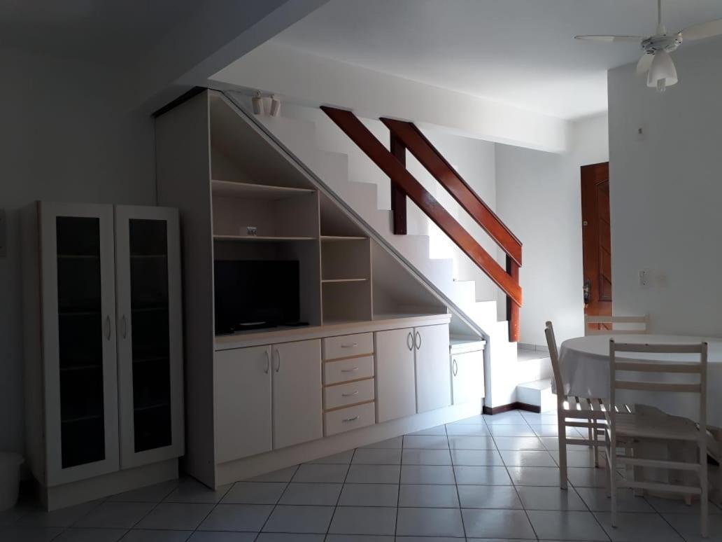 Apartment 250m Mar,canasvieiras,ap 2, 2 Quartos Remo 2